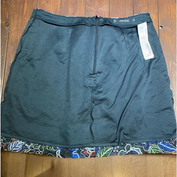 Zara floral mini-skirt - Picture 7 of 8